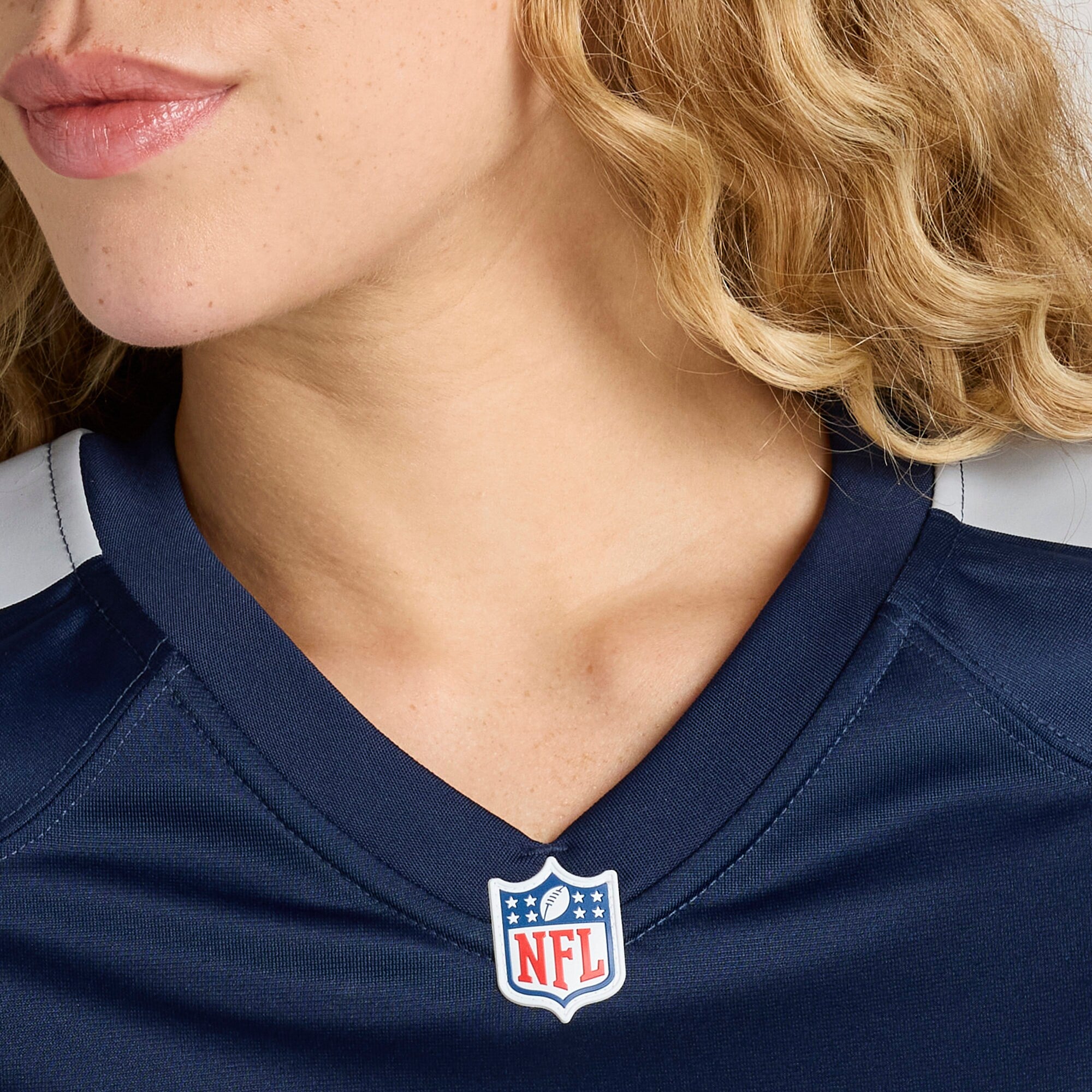Number 1 Mom Tennessee Titans Nike Women's Game Jersey - Navy