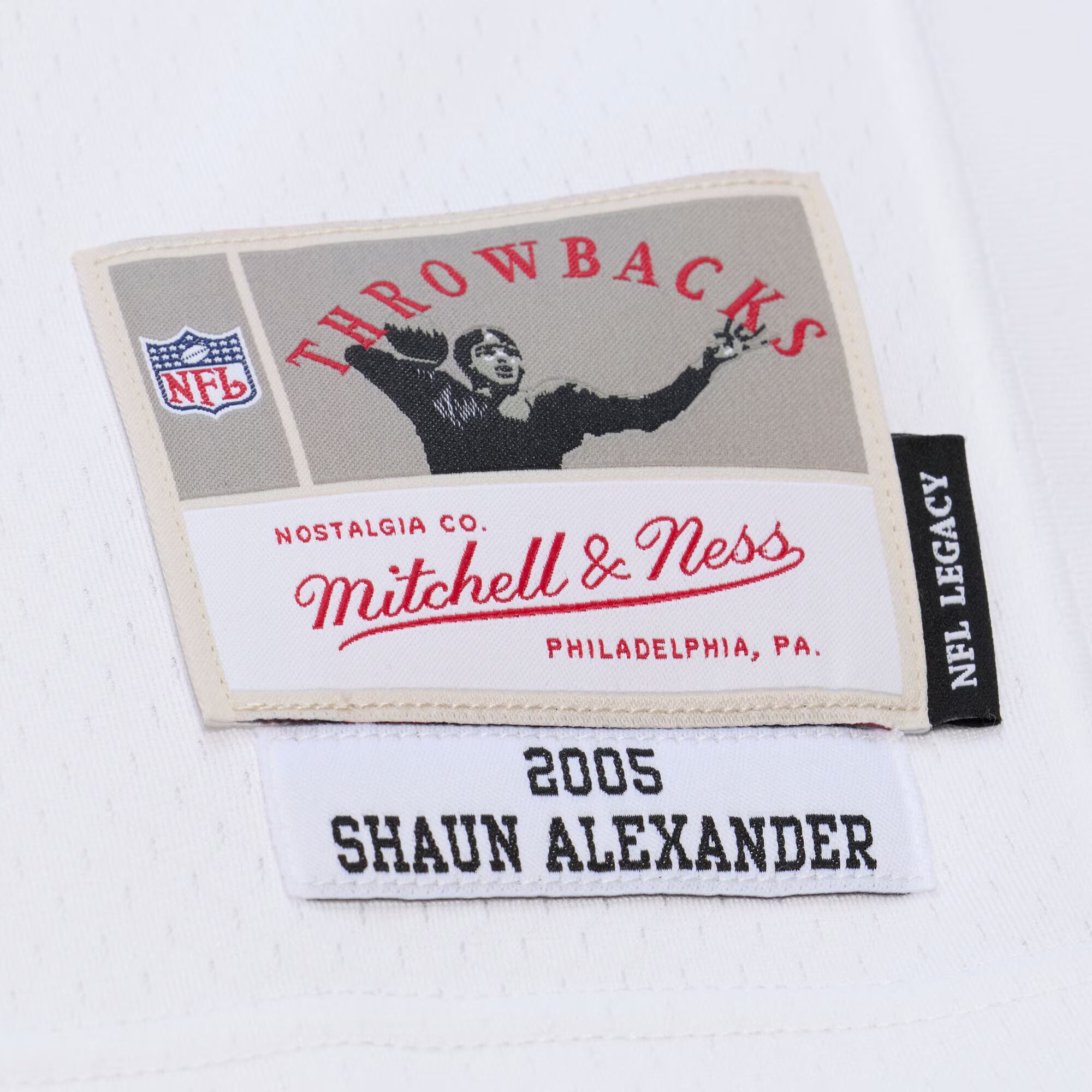 Shaun Alexander Seattle Seahawks Mitchell &amp; Ness 2005 Legacy Throwback Replica Jersey - White
